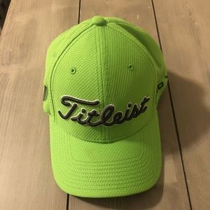 Fitted ProV1 Titleist Hat